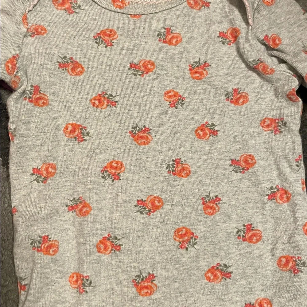 Carter’s floral long sleeves bodysuit onesies